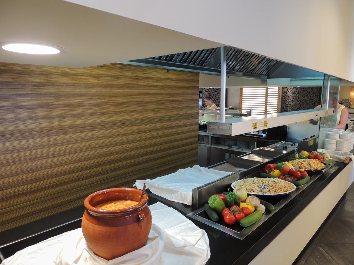 Apartamentos Turisticos Augustus Cambrils Zewnętrze zdjęcie