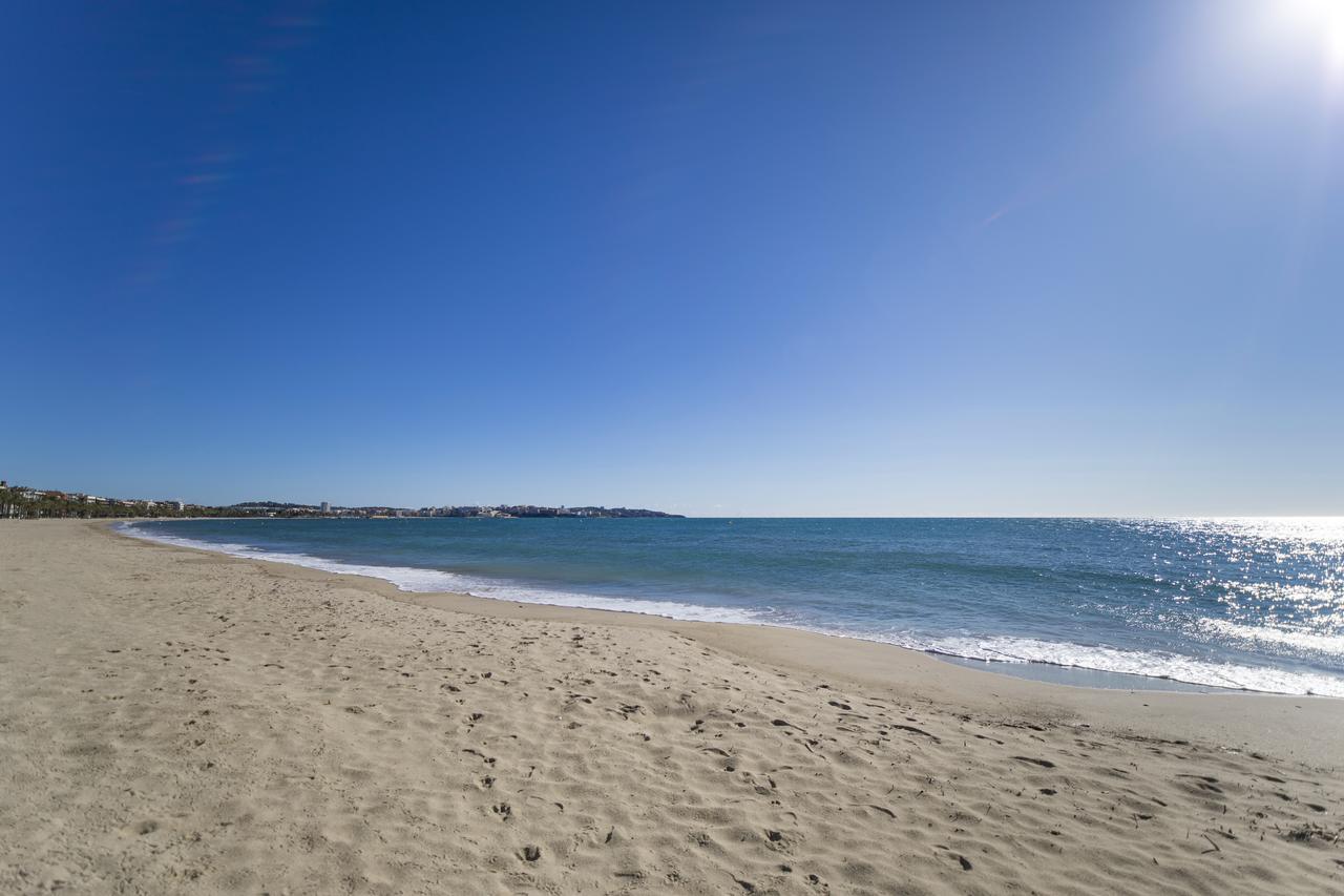 Apartamentos Turisticos Augustus Cambrils Zewnętrze zdjęcie