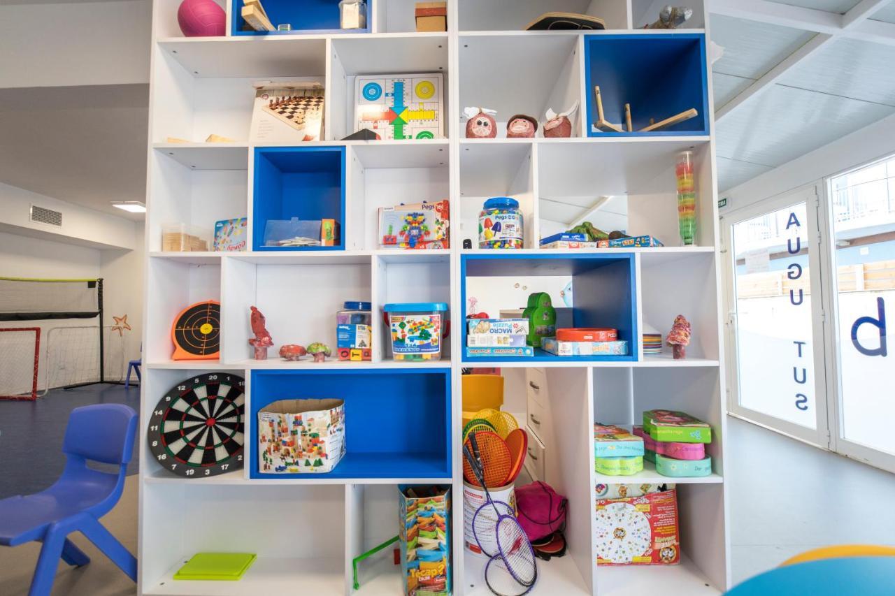 Apartamentos Turisticos Augustus Cambrils Zewnętrze zdjęcie